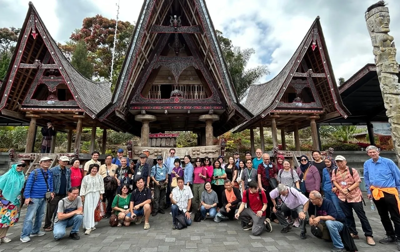 Orang-Utan im Regenwald von Bukit Lawang am Bahorok-Fluss